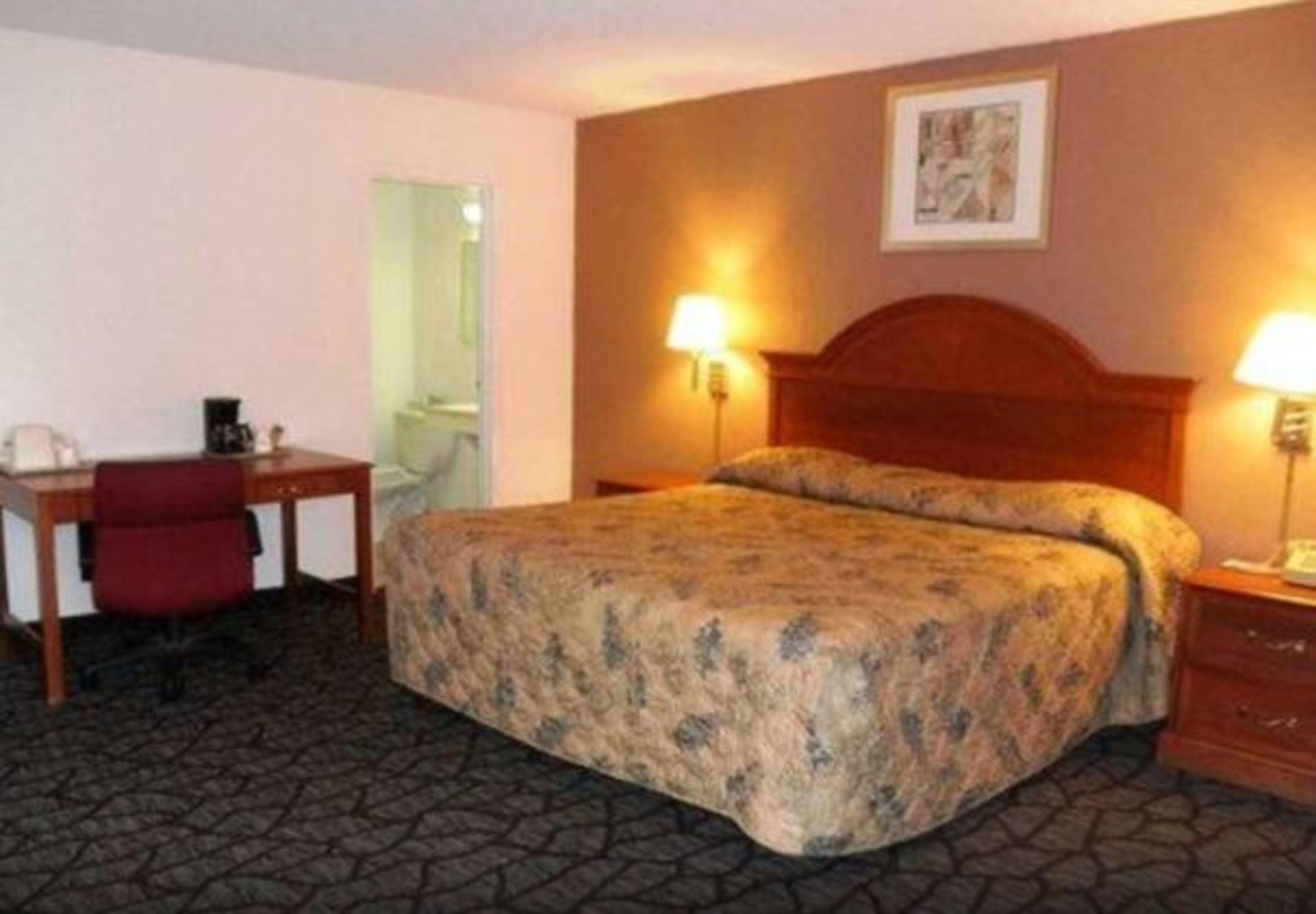 יאנגסטאון Rodeway Inn מראה חיצוני תמונה