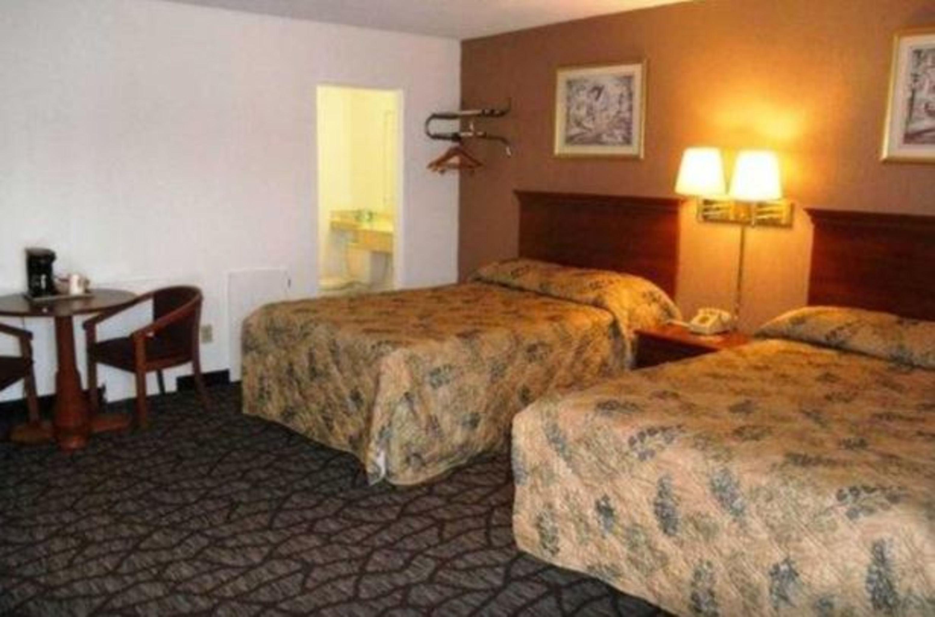 יאנגסטאון Rodeway Inn מראה חיצוני תמונה